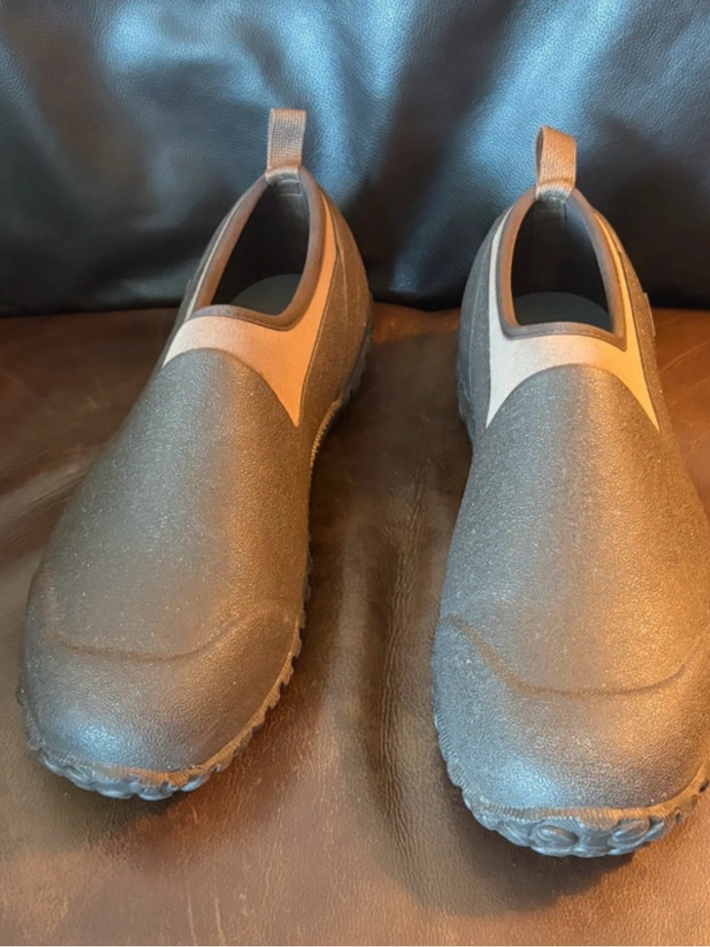 Men’s muckster low size 11